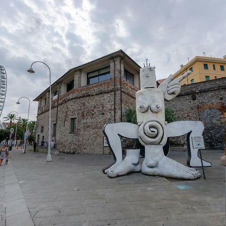 Joivy Warm Family Apt Near Porto Antico Apartment Генуа Екстериор снимка