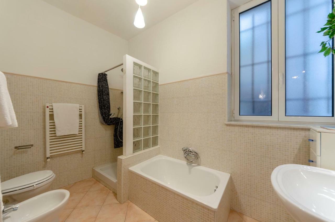 Joivy Warm Family Apt Near Porto Antico Apartment Генуа Екстериор снимка