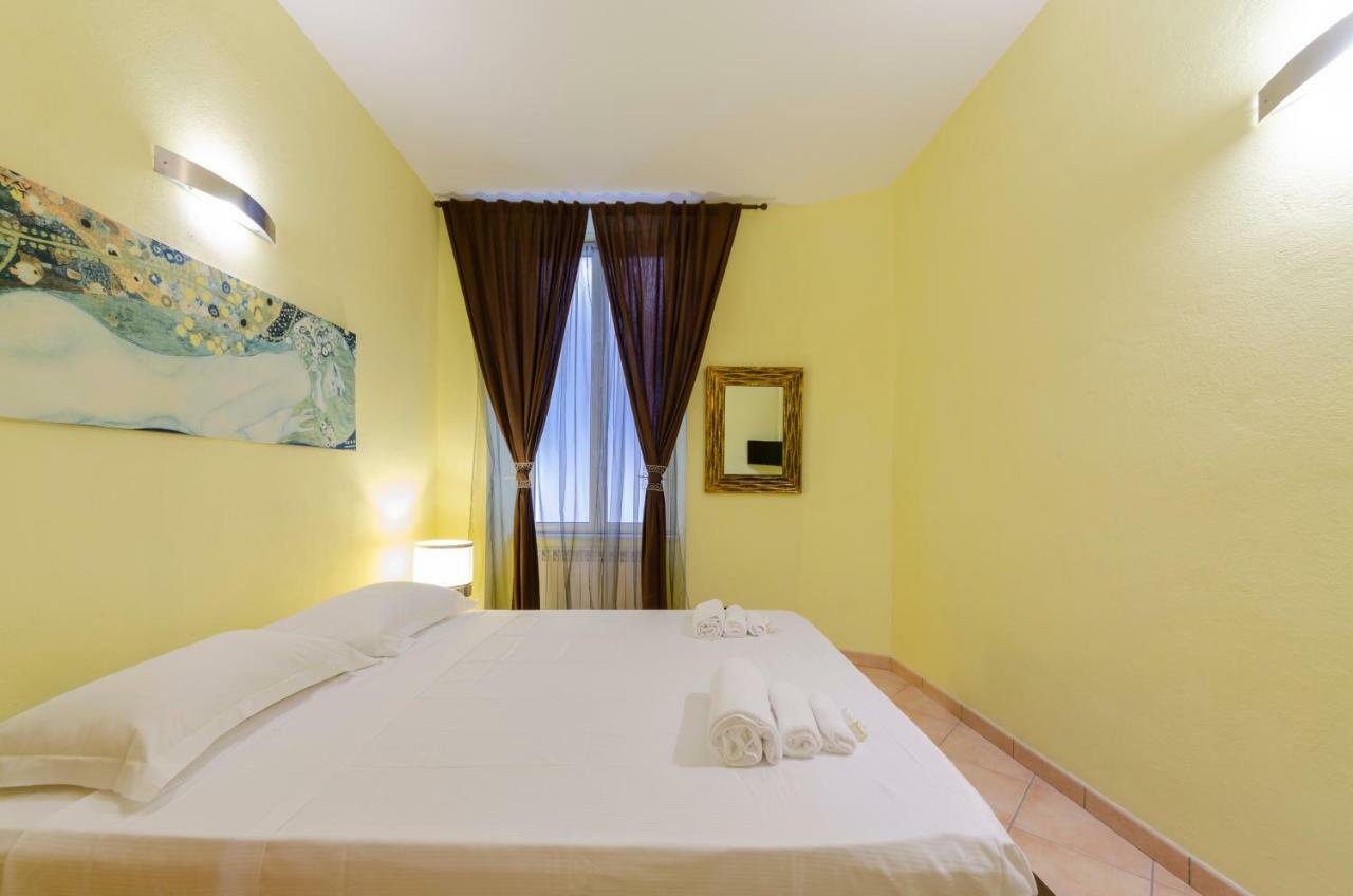Joivy Warm Family Apt Near Porto Antico Apartment Генуа Екстериор снимка